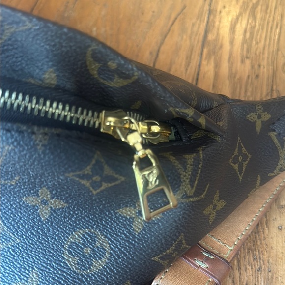Rare Louis Vuitton Brown Monogram Bum Bag. - Picture 8 of 11
